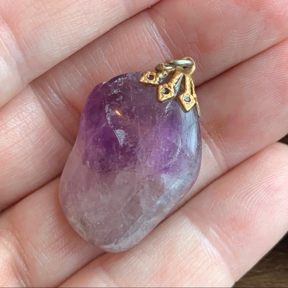 Vintage | Purple Natural Stone Gold Tone Screwback Earrings & Pendant (no chain) - Picture 10 of 16